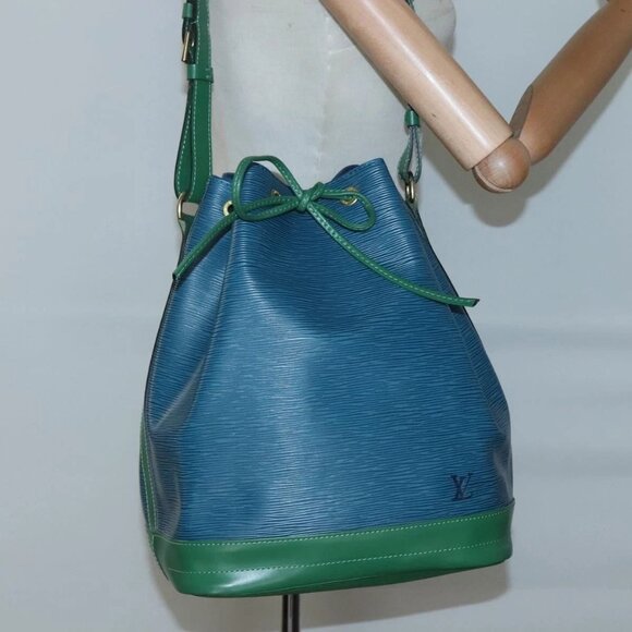 LOUIS VUITTON Epi Noe Shoulder Bag Bicolor Green Blue M44044 LV Auth 132146 - Picture 15 of 16
